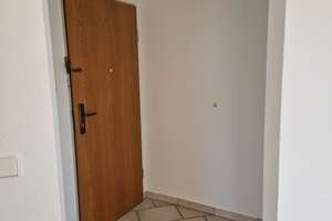 Wohnen mit Charakter: 2,5-Zimmer-Dachgeschosswohnung in Duisburg – Die vollständige Adresse der Immobilie erhältst du vom Anbieter., 47239 Rumeln-Kaldenhausen, Duisburg – Vorschaubild 8
