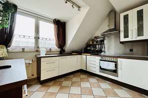 Maisonette mit Kamin, Balkon & Spitzboden – ideal für Eigennutzer oder Kapitalanleger – Die vollständige Adresse der Immobilie erhältst du vom Anbieter., 46236 Stadtmitte, Bottrop – Vorschaubild 5