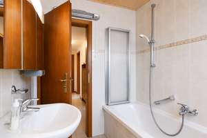 Charmante 3-Zimmer-Wohnung mit Loggia und individuellem Gestaltungspotenzial. – Die vollständige Adresse der Immobilie erhältst du vom Anbieter., 56077 Asterstein, Koblenz – Vorschaubild 8