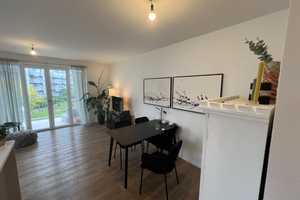 PREISGEDÄMPFTE WOHNUNG - BESICHTIGUNG: Dienstag 23.09. um 19:00 Uhr - 3 Zimmer - 74m² - Loggia – Ulmenstraße 79, 40476 Düsseldorf – Vorschaubild 2