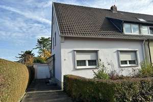 Sanierungsbedürftiges Einfamilienhaus mit schönem Grundstück in ruhiger Lage – Im Winkel 5, 53842 Troisdorf – Vorschaubild 1