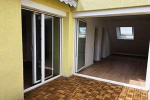 Helle 4,5-ETW im 4. OG mit Dachterrasse in N-Glockenhof (PROVISIONSFREI !) – Keplerstraße 2, 90478 Glockenhof, Nürnberg – Vorschaubild 3