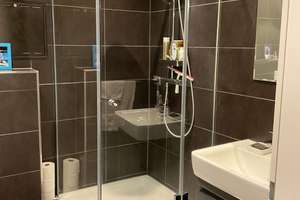 Kreuzberger Kiez: 2-Zimmer-Apartment zum Selbstbezug, sanierter Altbau, Dielenboden, provisionsfrei – Reichenberger Straße 155, 10999 Kreuzberg, Berlin – Vorschaubild 5