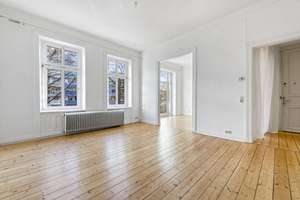 Stilvolle Altbauwohnung in Altona mit hohen Decken, Dielenboden und Balkon – Die vollständige Adresse der Immobilie erhältst du vom Anbieter., 22767 Altona-Altstadt, Hamburg – Vorschaubild 6