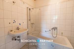 Oslebshausen | Einzigartiges Mehrfamilienhaus mit 3 Wohnungen, Garagen und Werkstatt – Bremen – Vorschaubild 23