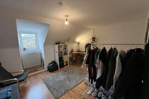 Helle Dachgeschosswohnung in Kassel-Mitte – ideal für 2er-WG  – 34117 Mitte, Kassel – Vorschaubild 7