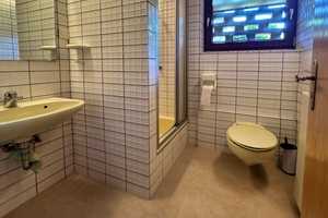 Stilvoller Bungalow in Hohenhameln: Ruhige Lage, Keller, Doppelgarage, zwei Kamine und Außenpool!  – Peine (Kreis) – Vorschaubild 18
