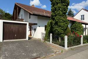 Verkauf von einer charmanten Doppelhaushälfte in Ingolstadt! – Die vollständige Adresse der Immobilie erhältst du vom Anbieter., 85053 Südost, Ingolstadt – Vorschaubild 4