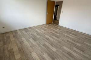 Wohnen im 3.OG - ruhige Lage + Stellplatz ! – Talstraße 32, 9117 Reichenbrand, Chemnitz – Vorschaubild 10