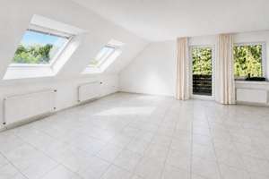 3-Zimmer-Wohnung mit Balkon in Leverkusen-Romberg - Dachgeschossausbau 1990