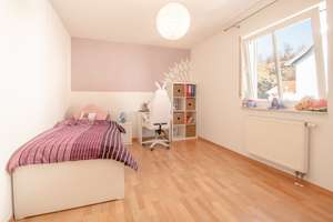 – Kapitalanleger aufgepasst! Einfamilienhaus inkl. kleine Gewerbeeinheit in Himmelstadt zvk.– – Die vollständige Adresse der Immobilie erhältst du vom Anbieter., 97267 Himmelstadt – Vorschaubild 11