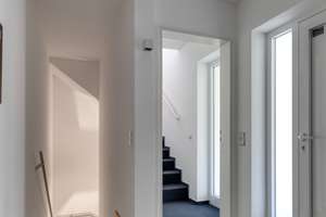 Unter dem Pagodendach - Modernes Architektenhaus voller Licht, Raum und Möglichkeiten – Die vollständige Adresse der Immobilie erhältst du vom Anbieter., 67227 Kernstadt, Frankenthal (Pfalz) – Vorschaubild 4