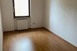 Gepflegte Wohnung mit viereinhalb Zimmern in Fürth, WG geeignet – Leyherstr. 53, 90763 Südstadt Industriegebiet, Fürth – Vorschaubild 15