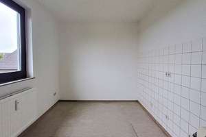 Attraktive Wohnung in Westhagen mit Loggia // 3.OG rechts – Hallesche Str. 33, 38444 Westhagen, Wolfsburg – Vorschaubild 5