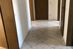 Erstbezug nach Komplettrenovierung 70 m2 3,5 R 2. Etage – Klarastraße 35, 45130 Rüttenscheid, Essen – Vorschaubild 2