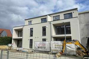Penthouse-Feeling mit toller Dachterrasse
Neubau im 2. OG in Ingolstadt-Mailing
mit TG und Aufzug! – Brunellenstraße 8, 85055 Mailing, Ingolstadt – Vorschaubild 2