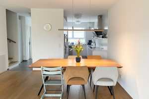 Neubau-Stadthaus in ruhiger Bestlage in Düsseldorf mit großem Garten und Tiefgarage – Düsseldorf – Vorschaubild 6