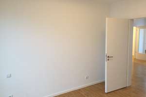 helle Penthousewohnung mit Ausblick und 2 Terrassen in Friedrichshain  – Die vollständige Adresse der Immobilie erhältst du vom Anbieter., 10245 Friedrichshain, Berlin – Vorschaubild 8