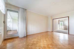 Gepflegte 4-Zimmer-Eigentumswohnung mit zwei Balkonen und guter Aufteilung in Elmschenhagen-Nord – Die vollständige Adresse der Immobilie erhältst du vom Anbieter., 24147 Elmschenhagen, Kiel – Vorschaubild 6