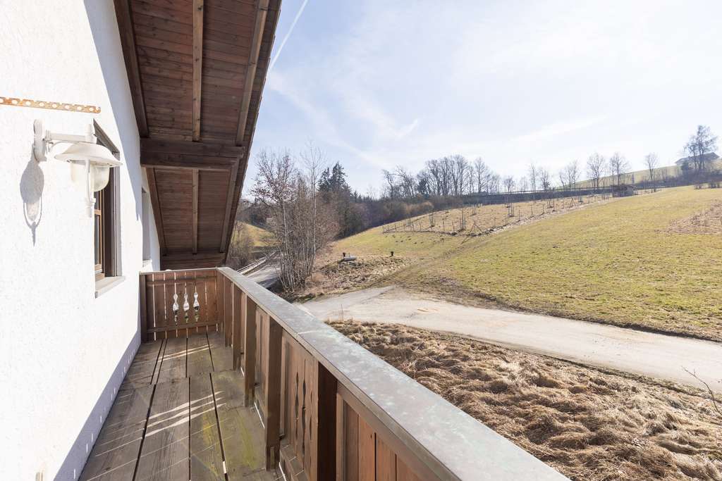 Immobilie in Hutthurm - Mehrfamilienhaus-ideal für Familien und Kapitalanleger - Bild 4