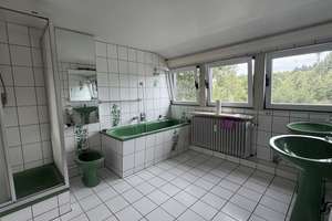 Geräumige Dachgeschosswohnung mit stilvoller Dachterrasse in Solingen-Gräfrath. – Die vollständige Adresse der Immobilie erhältst du vom Anbieter., 42653 Gräfrath, Solingen – Vorschaubild 13
