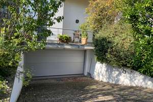 Wunderschönes, lichtdurchflutetes Einfamilienhaus in beliebter Wohnlage sucht sympathische Bewohner! – Die vollständige Adresse der Immobilie erhältst du vom Anbieter., 73230 Kirchheim unter Teck – Vorschaubild 2
