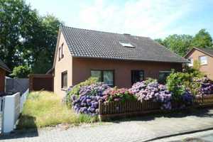 201 Schönes Einfamilienhaus mit Anbau und zwei Garagen in Nordhorn – Hohefeldstraße 6, 48527 Grafschaft Bentheim (Kreis) – Vorschaubild 1