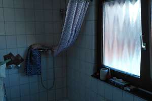 Lebendig wohnen: 2-Zimmer-Dachgeschosswohnung zentral in Heidelberg-Kirchheim – Die vollständige Adresse der Immobilie erhältst du vom Anbieter., 69124 Kirchheim, Heidelberg – Vorschaubild 1