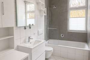 Eigentumswohnung 3 ZKB  mit Einbauküche , Balkon  und Garage in Nordhausen-Oberstadt !