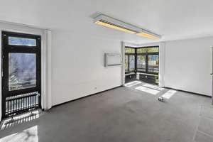 Großzügige 5-Zimmer-Eigentumswohnung mit ca. 108 m² und viel Gestaltungspotenzial in Mönchengladbach – Die vollständige Adresse der Immobilie erhältst du vom Anbieter., 41236 Rheydt, Mönchengladbach – Vorschaubild 3