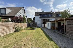 Charmante kleine Maisonetten-Gartenwohnung & Garage in ruhiger Lage