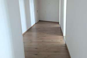 +++GROßE 3-R. WHG. +TAGESLICHTBAD m. WANNE+++GROßZÜGIGE RÄUME + BALKON+++ – 4317 Reudnitz-Thonberg, Leipzig – Vorschaubild 4