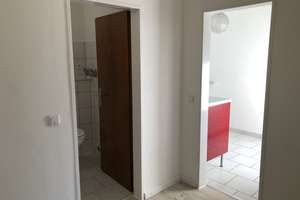 Toll geschnittenes 1 ½ Zimmer Appartement im Erdgeschoss im beliebten Stadtteil Krefeld Fischeln – Die vollständige Adresse der Immobilie erhältst du vom Anbieter., 47807 Fischeln, Krefeld – Vorschaubild 3