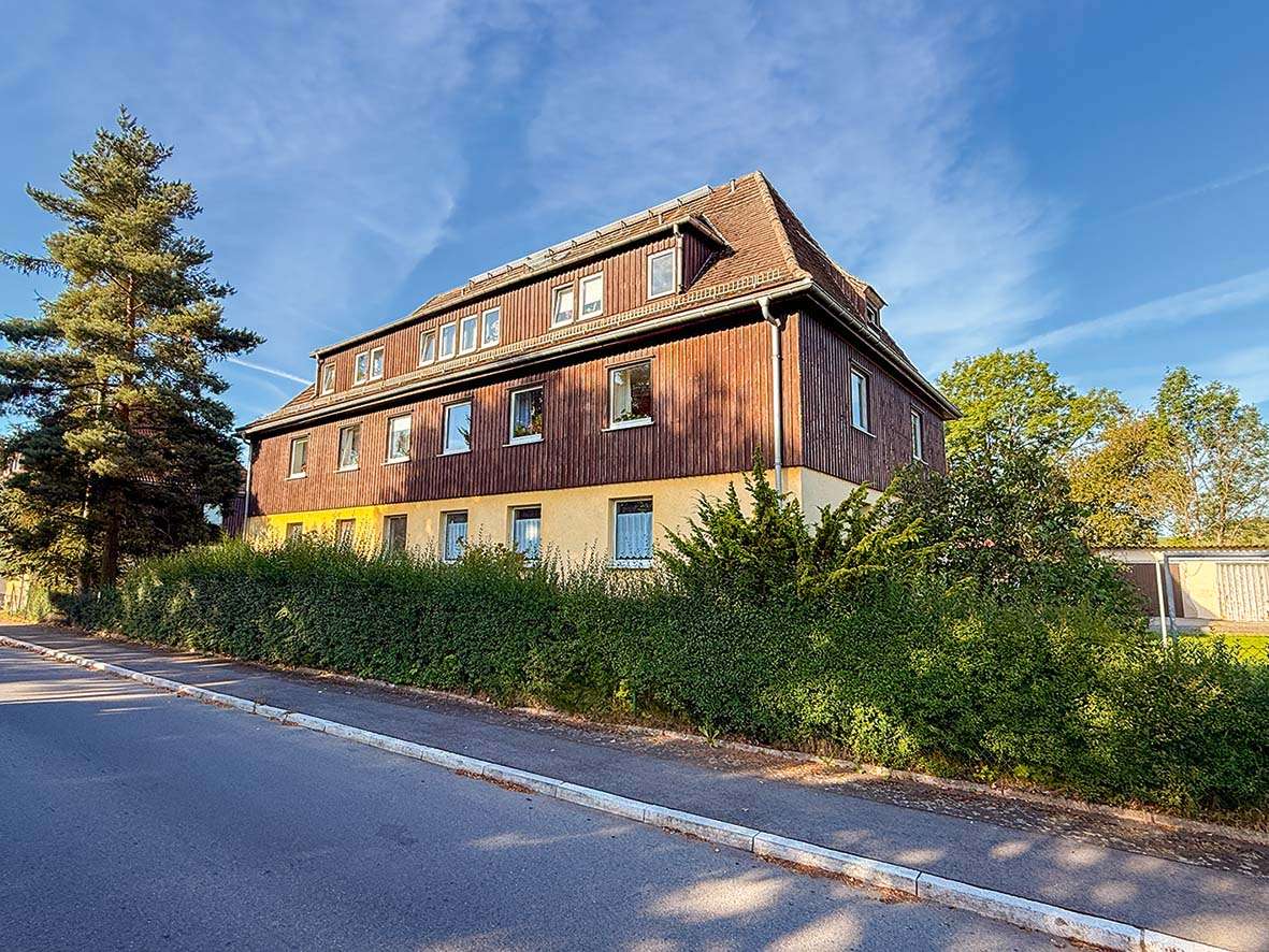 2 vollvermietete sanierte Mehrfamilienhäuser mit großem grünen Grundstück, Sächsische Schweiz Osterzgebirge Kreis – Bild 3