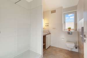 3-Zimmer-Neubauwohnung in der beliebten Kadiner Straße mit Weitblick über Berlin! – Die vollständige Adresse der Immobilie erhältst du vom Anbieter., 10243 Friedrichshain, Berlin – Vorschaubild 12
