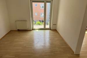 Wohnen mit Charakter: Zwei-Zimmer-Wohnung in Augsburg