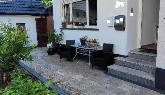 Bild von Darmstadt Wohnhaus *6 – 7 Räume 180 m² Fläche + 15 m² Gästeraumfläche + Kellerräume