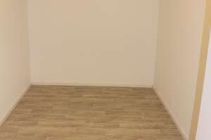 Zwei- Fam.-Haus mit zwei Wohnungen, komplett oder jede Wohnung Einzel zu vermieten. – Plückertzstr. 32a, 47804 Forstwald, Krefeld – Vorschaubild 49