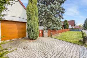 Raum für die ganze Familie – Gepflegtes Haus mit Pool,Kamin,Terrasse & großem Garten in bester Lage – Karlstraße 63, 4316 Mölkau, Leipzig – Vorschaubild 9