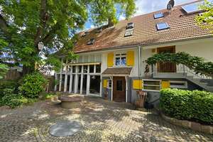 Ein charmantes Anwesen mit 3 Wohneinheiten - für die große Familie im beliebten Ortenberg*** – Die vollständige Adresse der Immobilie erhältst du vom Anbieter., 77799 Ortenberg – Vorschaubild 2