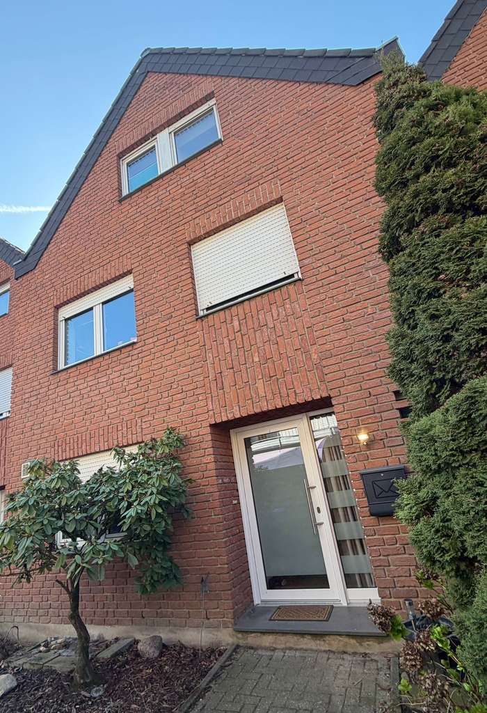 Immobilie in Rhede - Reihenhaus mit 6 Zimmern in Rhede - Bild 2