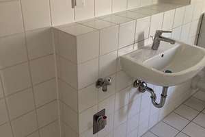 Wohnberechtigungsschein 3. Förderweg erforderlich - 2 Zimmer Wohnung ab Sofort! – Dr.-Linnert-Ring 35, 90473 Langwasser Südwest, Nürnberg – Vorschaubild 4