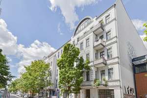 SCHMUCKSTÜCK IM WINSKIEZ! KLASSISCHE SCHÖNE UND RENOVIERTE ALTBAUWOHNUNG! PROVISIONSFREI! – Winsstr. 51, 10405 Prenzlauer Berg, Berlin – Vorschaubild 13