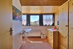Gepflegtes Reihenmittelhaus mit Wintergarten und Garage in familienfreundlicher Lage in Nürnberg Ge – Die vollständige Adresse der Immobilie erhältst du vom Anbieter., 90449 Gebersdorf, Nürnberg – Vorschaubild 11