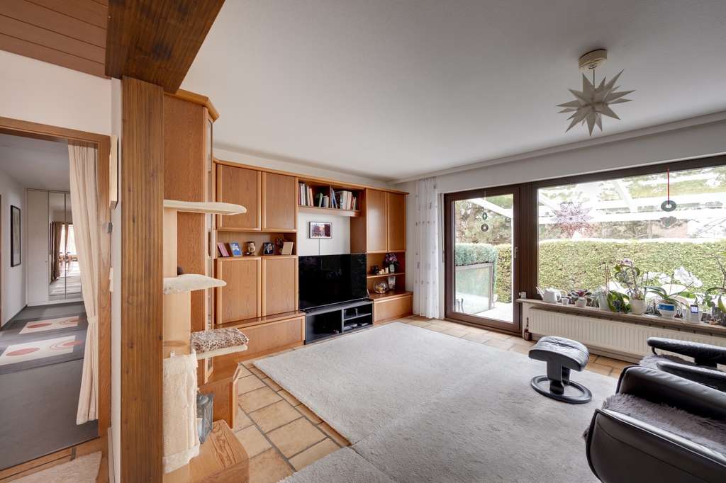 Immobilie in Westerheim - Wohnkomfort und Flexibilität: Bungalow mit Einliegerwohnung in Westerheim  - Bild 4