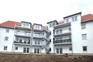 Sonnige 4- Zimmerwohnung Warmmiete 1.482 €  mit Balkon in Stetten am k. M – Schwenninger Straße 45, 72510 Sigmaringen (Kreis) – Vorschaubild 2