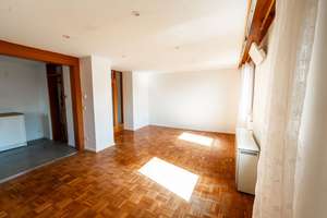 Elegante 4-Zimmer-Dachgeschosswohnung mit Charme – Lichtdurchflutet in Esslingen – Die vollständige Adresse der Immobilie erhältst du vom Anbieter., 73728 Innenstadt, Esslingen am Neckar – Vorschaubild 19
