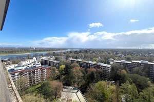 Wohngenuss & Rheinblick, frisch modernisiert mit Rundum-Panorama-Balkon, neues Bad, Gäste-WC, Aufzug – Krohstraße 4, 50968 Bayenthal, Köln – Vorschaubild 5