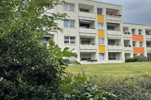 Oberhausen-Schmachtendorf, 3 Zimmer KDB, Balkon in ruhiger und gepflegter Wohnlage – Cäcilienstraße 16, 46147 Sterkrade-Nord, Oberhausen – Vorschaubild 2