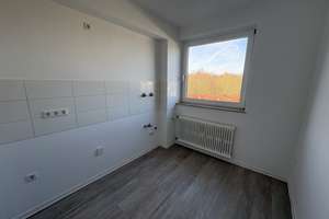 Gut aufgeteilte 2-Zimmer-Wohnung mit Balkon in gepflegter Lage! – Am Teichstück 40, 45309 Schonnebeck, Essen – Vorschaubild 2